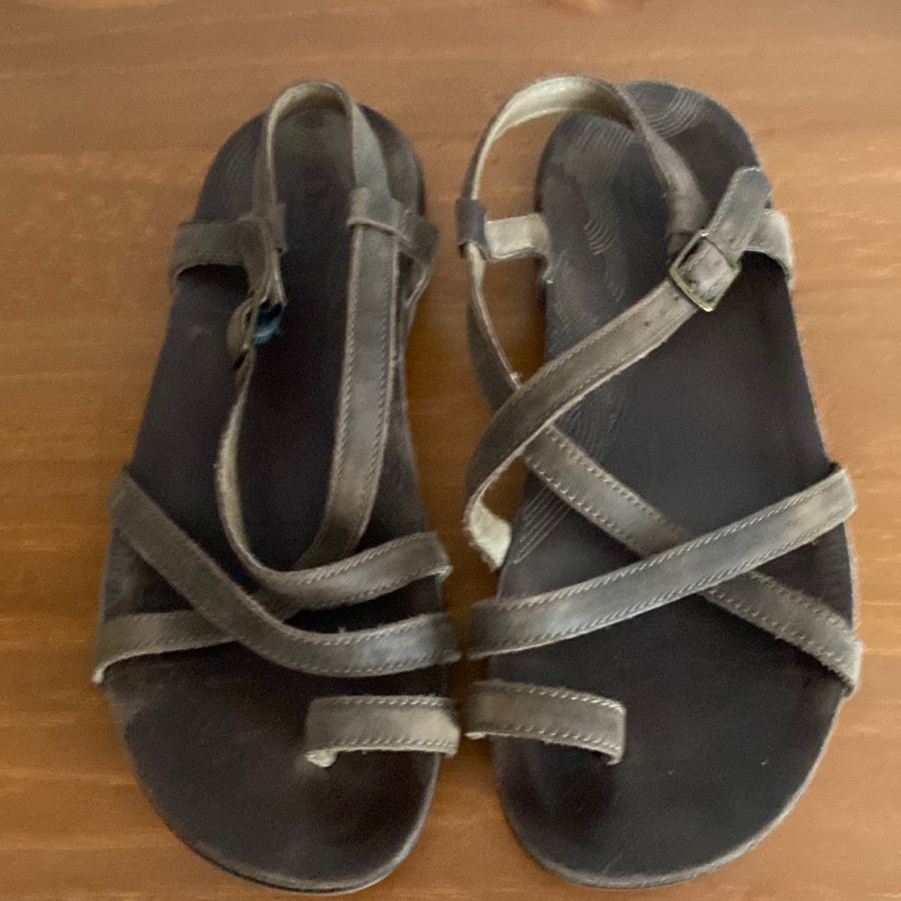 Chaco brown leather sandals size 7